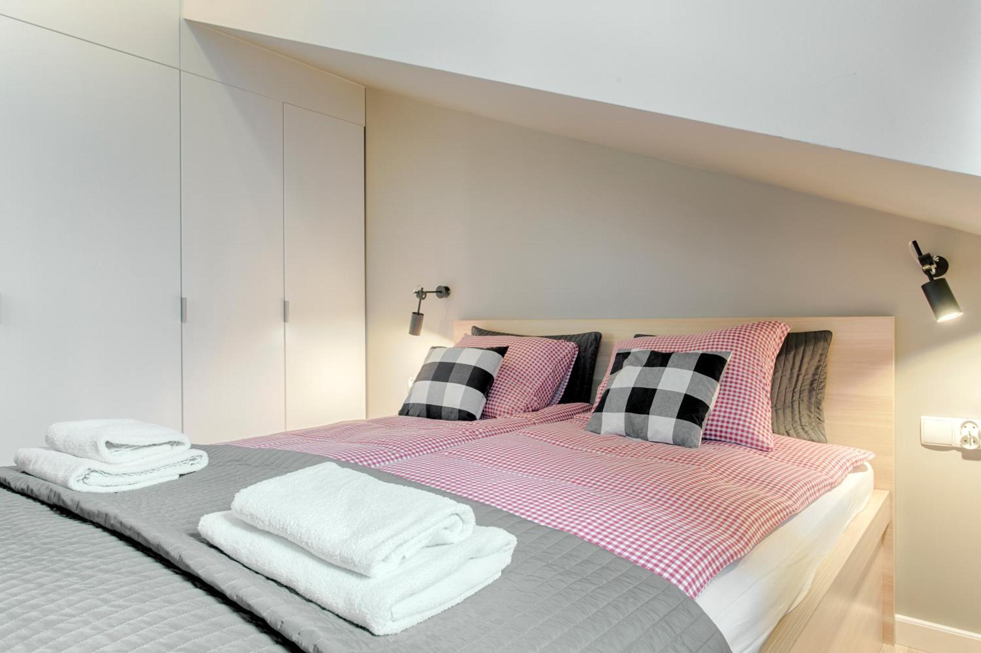Tyzenhauz Apartments Arianska Street Krakow Ngoại thất bức ảnh